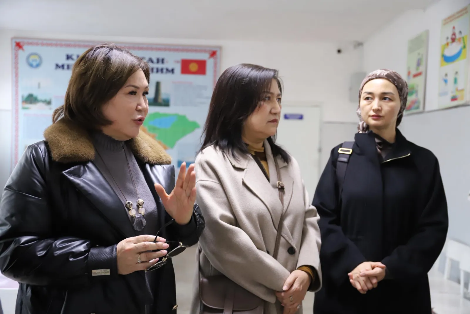 ТӨРАГА НУРТИЛЕК БОЛОТОВДУН КОЛДООСУ МЕНЕН КЫЗ-КЕЛИНДЕР АРАСЫНДА ШАХМАТ МЕЛДЕШИ БОЛУП ӨТТҮ