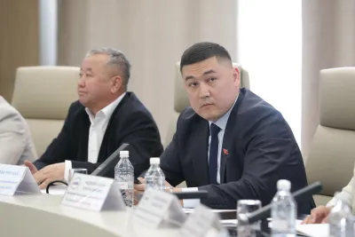 Манас шаардык депутаттар кеңешинин X чакырылышынын кезектеги XXV сессиясы болуп өттү.