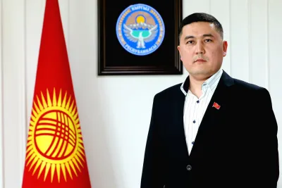 Манас шаардык депутаттар кеңешинин төрагасы болуп Аскат Талант уулу шайланды.